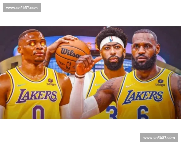 湖人对决热火常规赛精彩直播全程回顾与分析